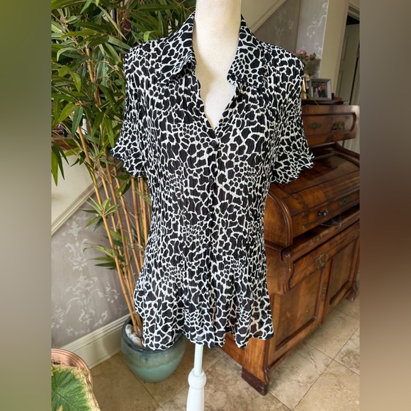 Sunny Leigh ladies NWOT Animal, print button down blouse 2X great travel top top - Picture 3 of 11